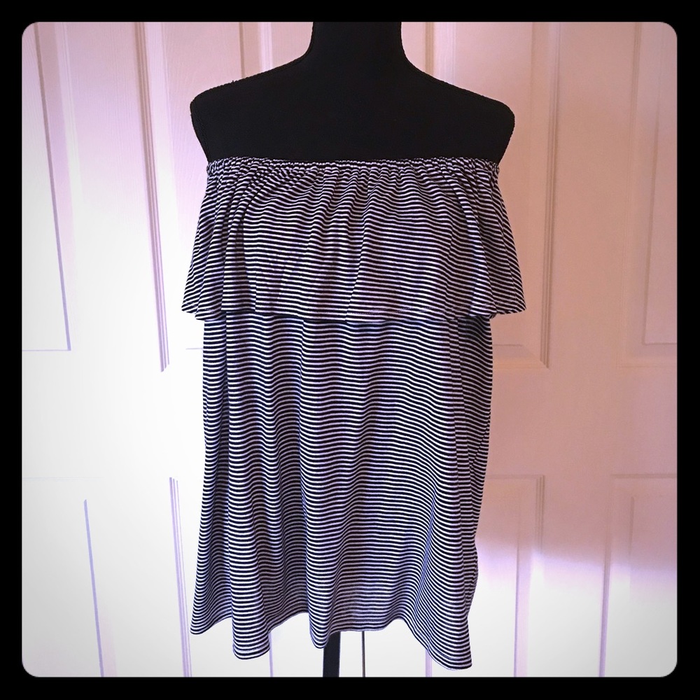 Mossimo shoulder top L